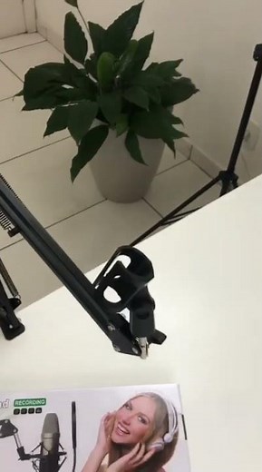 Suporte Mesa Microfone Condensador Articulável 35AKLX