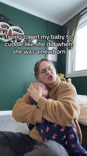 Newborn Cuddling Tips for Parents