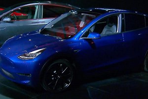 Tesla Shares Downshift After Explosion, Analyst Downgrade