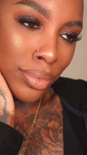 #makeuptutorial #eyeshadowtutorial #makeupforbeginners #fyp #fypシ #viral