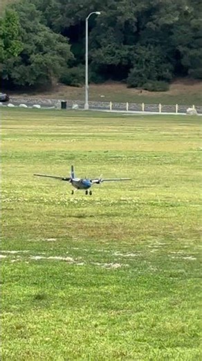 Twin Otter Touchdown @ Rose Bowl