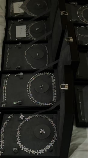 وبدأ موسم المناسبات 🥹🤍 #الامارات_السعوديه_الكويت_البحرين_عمان #مجوهرات