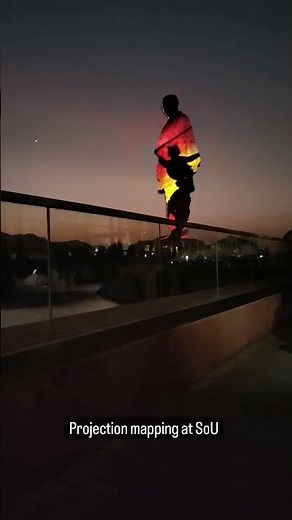 Projection mapping at Statue of Unity