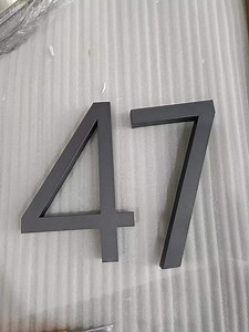 [Hot Item] Small Solid Letters Custom 3D Stainless Steel Fabricated Gold Letters Logo for Wall Signs