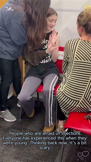 Fear of needles 💉😨#injectingshot #jumpscare #scream #scare #fails