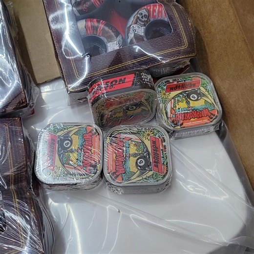 SANTA CRUZ AUGUST HEAT WAVE 🔥🛹 https://www.longboarderlabs.com/brand/santa-cruz/ -------------------------------------------------------- #calstreets #santacruzskateboards #bronsonbearings #slimeballs It’s here — the August drop is loaded! Natas and Creature wheels, Slimeball light-ups that glow while you roll, and fresh Winkowski Bronson bearings for maximum speed. Oh… and yeah, the reissue decks you’ve been waiting for just landed too. 🌈💥 Hit CalStreets now before the stash gets shredded! 