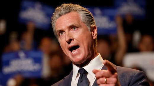 Gavin Newsom Questions Joe Rogan for Refusing to Interview Him on ‘JRE’: ‘I’m Not Scared’ | Video