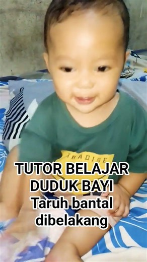 Tutorial belajar duduk bayi