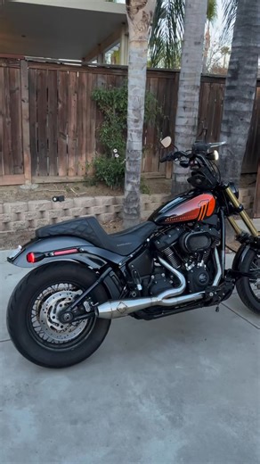 🔥 FIRE IT UP FRIDAY - SOUND CHECK TIME! 🔥⁠ The SPC Lane Splitter is back in stock for M8 Softail riders who want that deep, throaty growl and a serious torque boost.⁠.. https://rolli.es/lanesplitter ⁠ Hand TIG welded from top to bottom, fitted with a 4-inch rolled cone muffler and a 2¼” coiled perforated baffle that delivers the goods. Comes with machined stainless header collars and a full hardware kit — everything you need to bolt it on and blast off.⁠ ⁠ You can order yours now from Rollies 