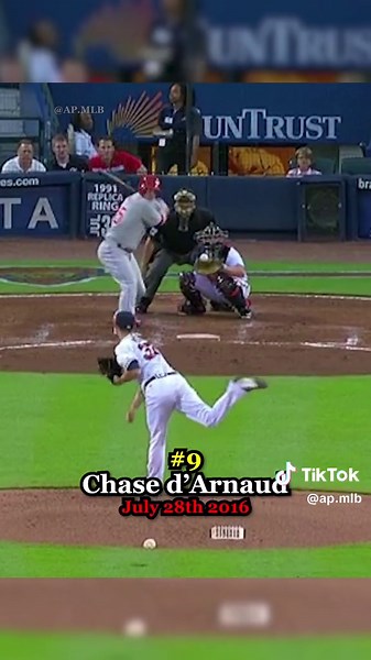 Which one of these fan interferences made u the angriest? 🤬👇 #mlb #baseball