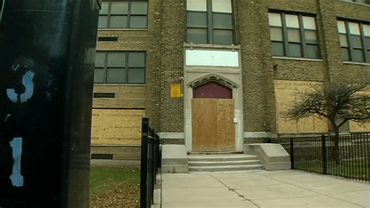 Why 21 empty school buildings are costing Chicagoans millions