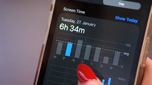 Jugend und Social Media: Braucht es strengere Regeln?