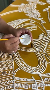 Putting Radha Krishna paintings in your living room or your bedroom is considered auspicious. It is considered one of the best living room paintings and auspicious because both Radha and Lord Krishna are the incarnations of Goddess Lakshmi and Lord Vishnu, respectively. Their unconditional love and devotion toward each other have taught mortals age after age about the true meaning of love. Hence, it would be really auspicious for a couple to hang a painting of Radha Krishna’s love in their bedro