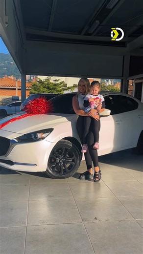 Automax Autos Usados | Venta y compra de usados multimarca on Instagram: "Momentos que se viven, recuerdos que se quedan 💫 En Automax, cumplimos sueños en familia y creamos historias que duran para siempre 🚘👨‍👩‍👧‍👦 Escríbenos o visítanos y uno de nuestros asesores expertos te brindará toda la info. 😎 👨🏻‍💻WhatsApp: 57(604)4441160 🌐 www.automax.com.co #Automax #Usados #carrosusados #carros #autos autostyle autosale Concesionario Automoviles usadoscolombia colombia pereira"