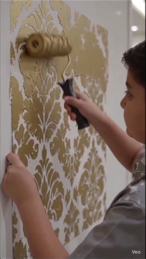 Damask Stencil Magic! Wall Makeover in Minutes