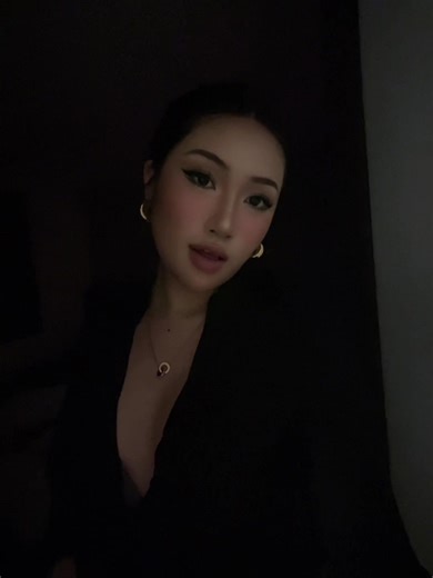 Video của duyên hay dỗi (@mneyudd) với bản nhạc nhạc nền - duyên hay dỗi
