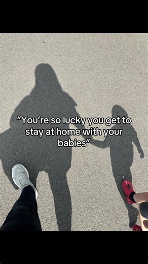 Alea | SAHM to 3 (@aleagibbs)’s videos with som original - alfa.lyrics