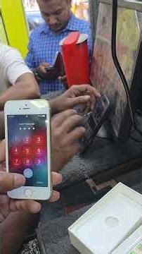 IPHONE 5S 4G MOBILE 16GB BOX AVAILABLE RS 1500. PH 8056 161371