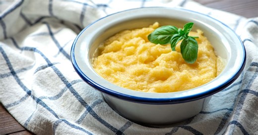 Idealni doručak za početak još jednog posnog dana: Kačamak iz bakine kuhinje