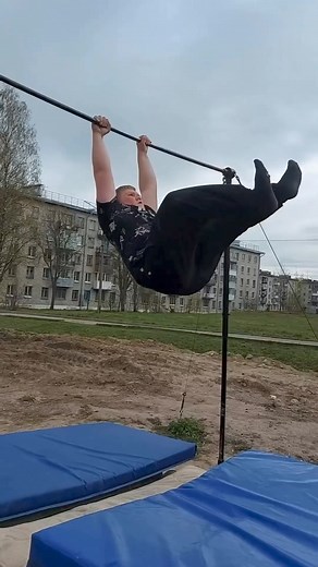 Bar Knights - Street Workout on Reels