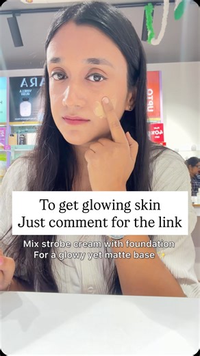 Ankita Biswas on Instagram: "Lit from within? More like lit from the Faces Canada Strobe Cream 💡✨ Just visited their store at Purplle Barrackpore - 15/1, SN Banerjee Rd, Feeder Road, Barrackpore Road, Kolkata, Barrackpore and WOW — glow goals unlocked! This little tube is pure radiance in a bottle 🔥 Whether you’re team subtle shine or full-on glam, it’s your skin’s new BFF. Head to the Faces Canada store at Purplle Barrackpore - 15/1, SN Banerjee Rd, Feeder Road, Barrackpore Road, Kolkata, Bar