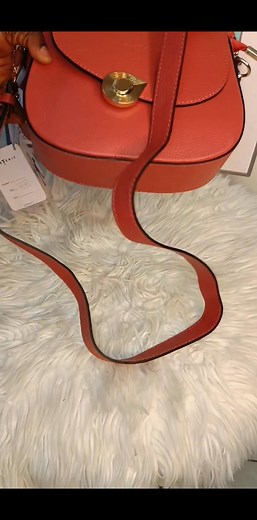cuir de vachette véritable opportunité pour vous faire remarquer ! contactez au 0779844725 pour commander | Hilla'Shop