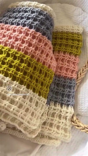 Gorgeous Texture | Reversible Shadow Box Blanket #crochet