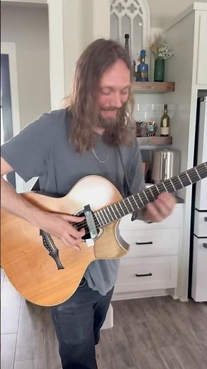 Boogie Shred 🎥: @oompaville #guitar #acousticguitar #acoustic #guitarist #guitarfingerstyle