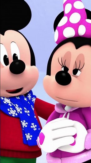 Mickey remembers the true spirit of Christmas with his friends 🎄✩ 🦌