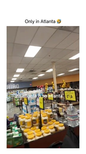 In Atlanta, everything's the club 🤣🪩 📹️/TikTok: @ cashhbandiit | Secret Atlanta