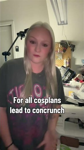 Wondercon anyone? #sewing #diycosplay #cosplay #wondercon #concrunch #cosplayer