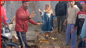 Nowpora Residents Block Road, Protest Against Jal Shakti Department Over Drinking Water Crisis Nowpora, Oct 31: Residents of Nowpora area took to the streets today, blocking the main road to register their strong protest against the Jal Shakti Department over the acute drinking water scarcity in the locality. The protesters, comprising men, women, and children, raised slogans demanding immediate intervention from the authorities to restore regular water supply. They alleged that despite repeated