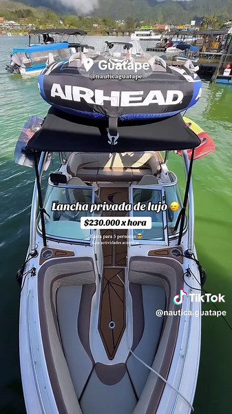 Navega en lujo: lancha privada en Guatapé