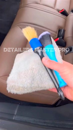 Car_Detailing on Instagram: "El car detailing es un negocio rentable, flexible y en crecimiento. Puedes empezar con poca inversión, trabajar a domicilio y capacitarte desde casa para ofrecer un servicio profesional y bien pagado.✨😎 👉Comenta la palabra GRUPO para darte el acceso a una clase sin costo. #cardetailing #satisfactorio #car #detailing #carwash #DETALLADOINTERIORES #lavado"