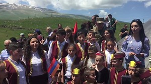 34K views · 383 reactions | Kids singing in Abaran Hayer Miyatsek | TrikTrak Radio | Facebook