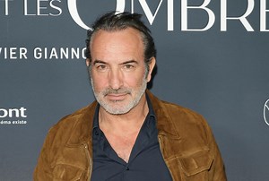 Jean Dujardin réapparaît après le départ de Bruno Salomone : l’acteur très ému mais souriant