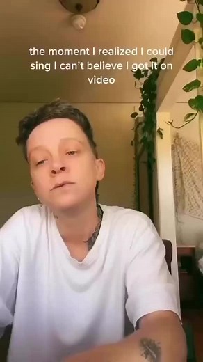 cringe vids (@cringevids4uu)’s video of the moment i realized i could sing