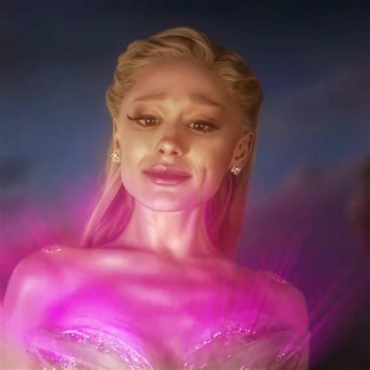 hopw yall get yall reference #ARIANAGRANDE #arianagrande #arianagrandeedits #thankyounext #glinda