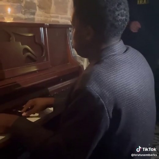 Daniel Caesar singing “Innocence” back in 2021. #fyp #danielcaesar #song #unreleased #innocence