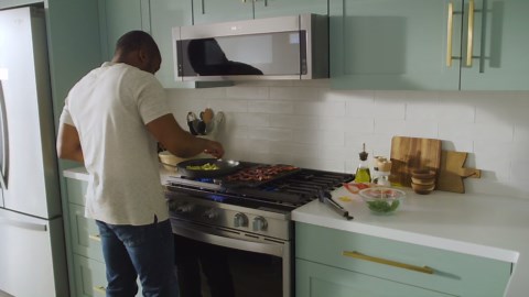 Whirlpool 1.1 cu. ft. Over the Range Low Profile Microwave Hood Combination in Stainless Steel WML55011HS