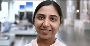 With ZF to the other end of the world 🌍: Saniya is one of the first of 2,500 IT engineers to be hired by ZF India Technology Center by 2020. During her planned stay in Germany, she develops software for automatic transmission systems for passenger cars at ZF in Friedrichshafen. 🖥⚙ | ZF Group