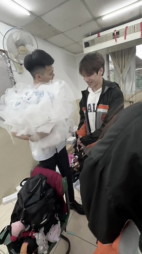 男男情侶在新北的浪漫約會