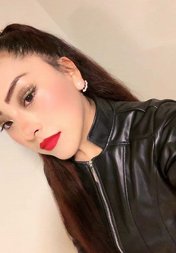 Sandra Mary: The Voice of the Moment