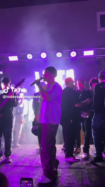 LÍNEA PERSONAL WITH “THE WORLD IS YOURS HAT” 🌍 @Linea Personal @TAVOOOLP #lineapersonal #streemobrecords #streetmob #hennessey #lineapersonaloficial