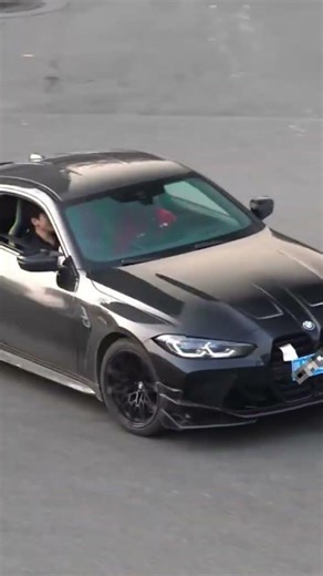 The allure of high-horsepower rear-wheel drive: a fishtail in the middle of the road#new