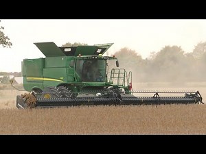 Soybean Harvest 2020 | John Deere S680 Combine Harvesting Soybeans | Ontario, Canada