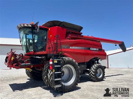 2014 Case IH 7230 2WD Combine | Agriculture