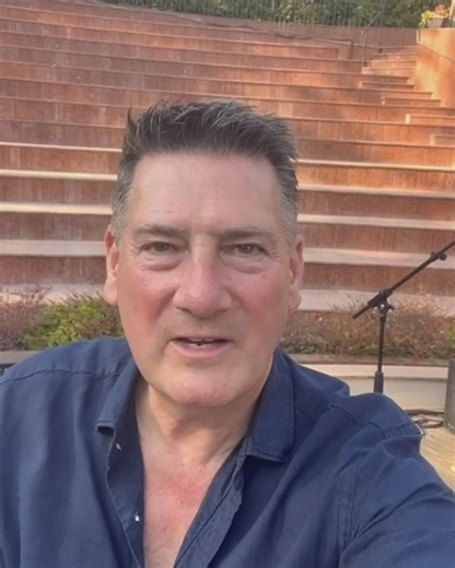 Great to be back in Sanremo, Italy 🇮🇹 for the start of several open-air shows! Looking forward to seeing you all. Love Tone xx 9 luglio - PARCHI DI NERVI, Villa Grimaldi 11 luglio - CASERTA, Belvedere di San Leucio 5 agosto - GROTTE DI CASTELLANA, Largo Porta Grande 10 agosto - FRANCAVILLA AL MARE, Piazza della Sirena 12 agosto - PALERMO, Teatro di Verdura 13 agosto - CATANIA, Villa Bellini 14 agosto - ASIAGO, Piazza Carli 16 agosto - SABAUDIA, Arena del Mare 20 agosto - LIGNANO SABBIADORO, Ar