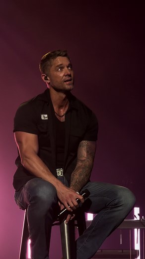 Brett Young's Live Performance of 'Mercy'