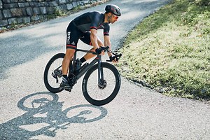 17K views · 574 reactions | The new Timemachine Road is designed to deliver maximum efficiency for the most powerful riders during all-out sprints and accelerations. Enter a new era of speed with the Timemachine Road! #BMCTimemachineRoad #BuiltbySpeed #aero #innovation #ride_bmc | BMC Switzerland | Facebook